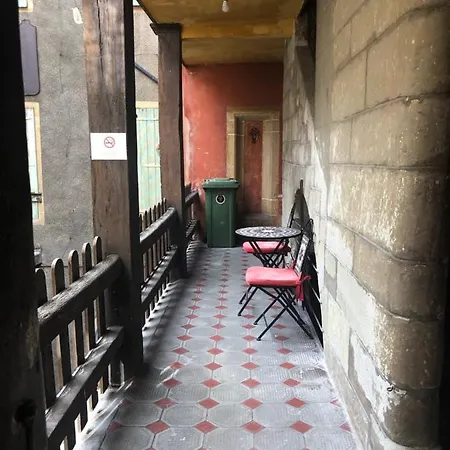 Konukevi L'ami De Passage, Le Prieure *